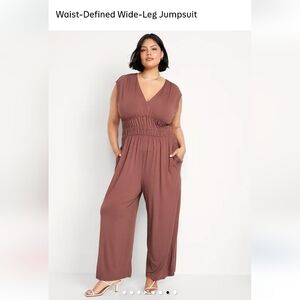 Old Navy V-Neck Wide-Leg Jumpsuit in Brown